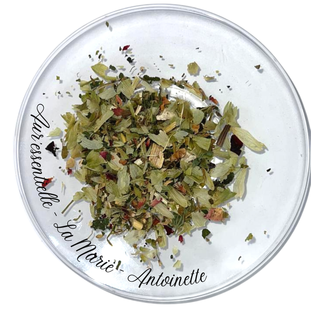 tisane marie antoinette avec petale de rose la peau